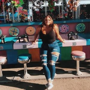 Meet your Posher, Kylie